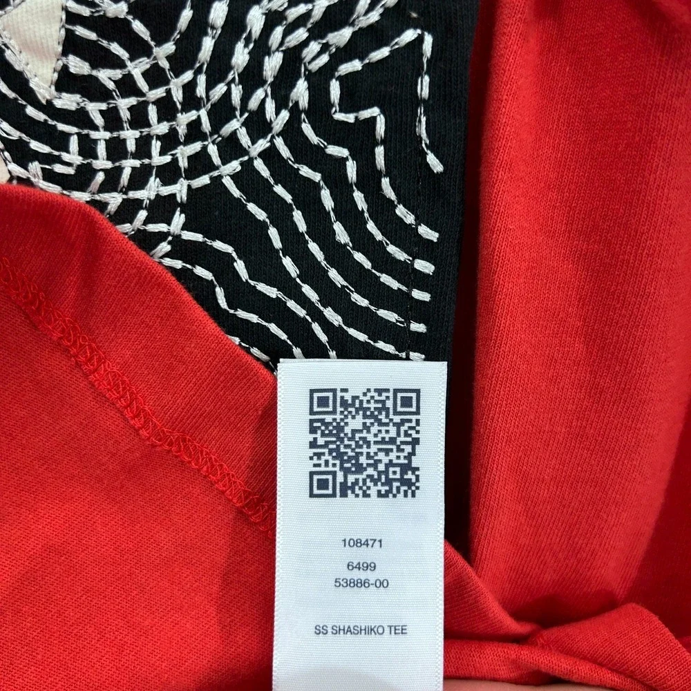 New True‎ Religion Tee Men's Large Red Sashiko  Crewneck Graphic